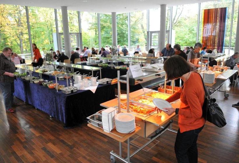 בית מלון כפרי Evangelische Tagungsstätte Bad Boll