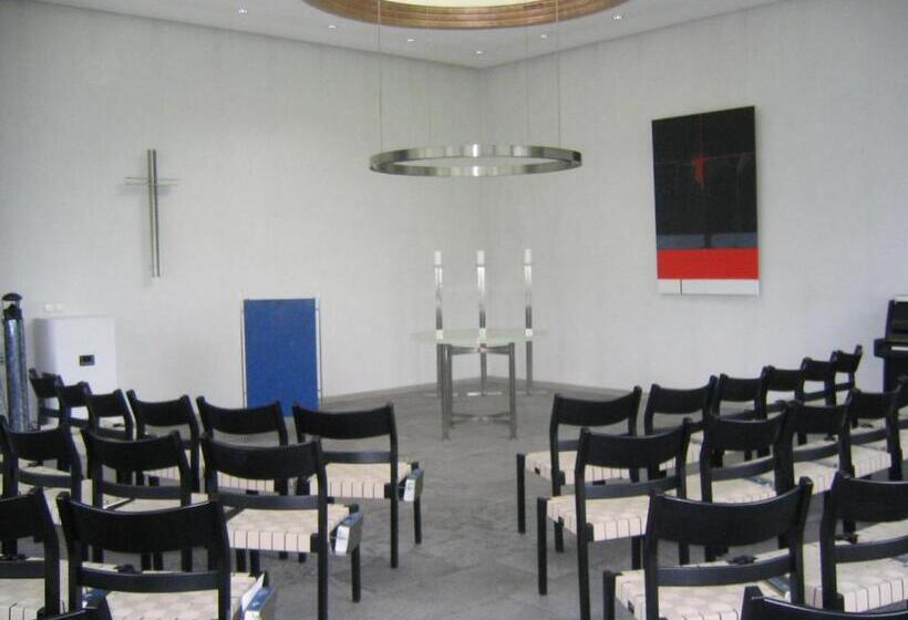 בית מלון כפרי Evangelische Tagungsstätte Bad Boll