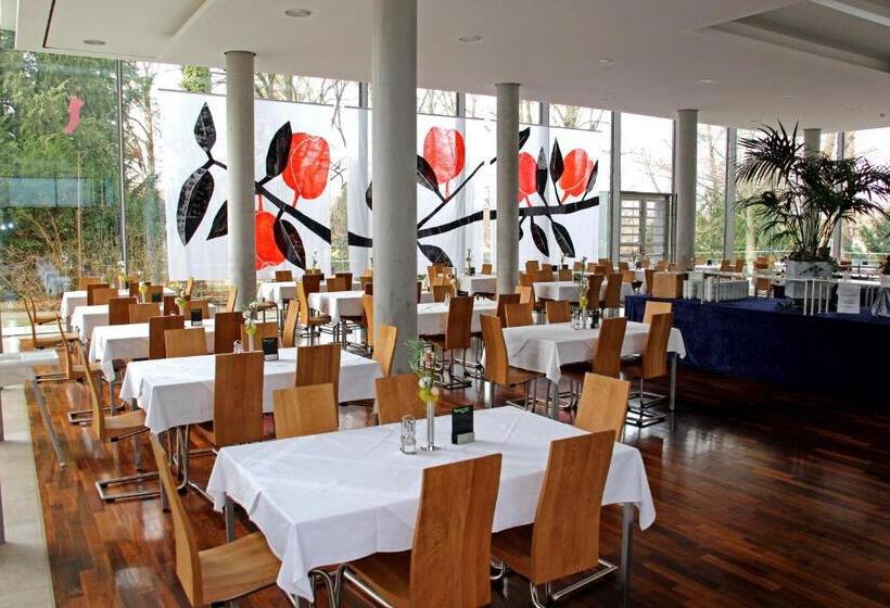 בית מלון כפרי Evangelische Tagungsstätte Bad Boll