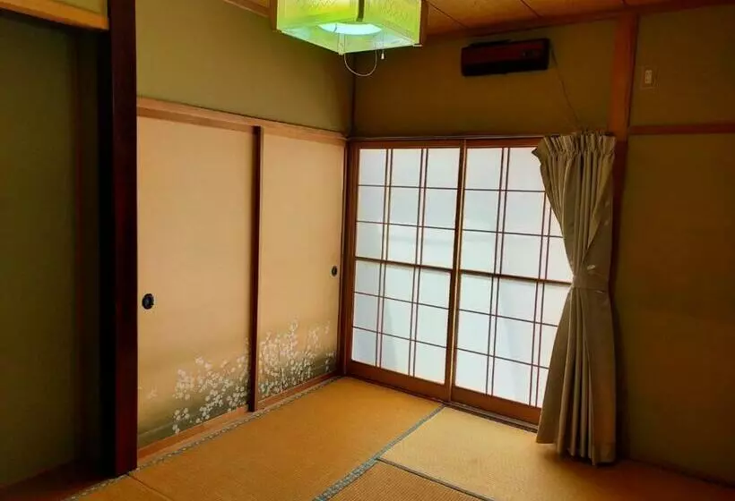 Retkeilymaja シェアハウス安曇野