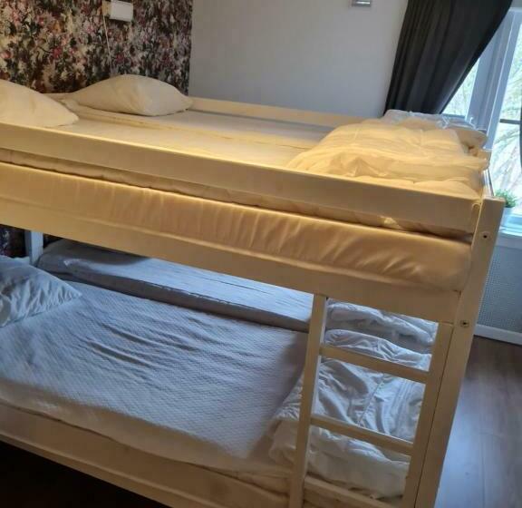 הוסטל Villa Högby