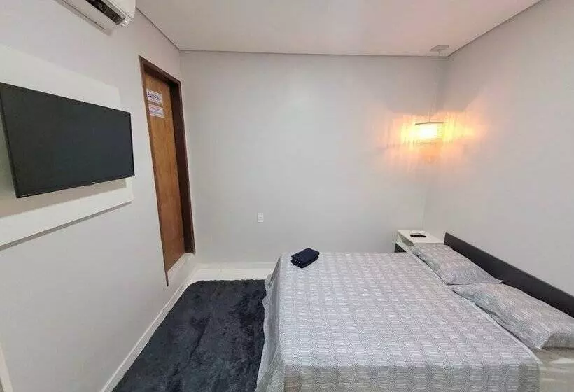 Hotelli Manaus   Dom Pedro