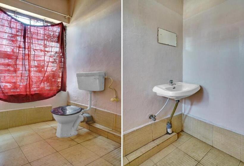 בית מלון כפרי Spot On Padinjarekara Tourist Home