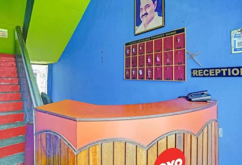 Hotelli Spot On Padinjarekara Tourist Home