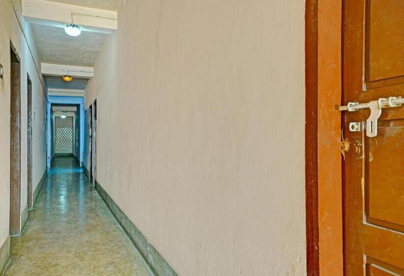 בית מלון כפרי Spot On Padinjarekara Tourist Home