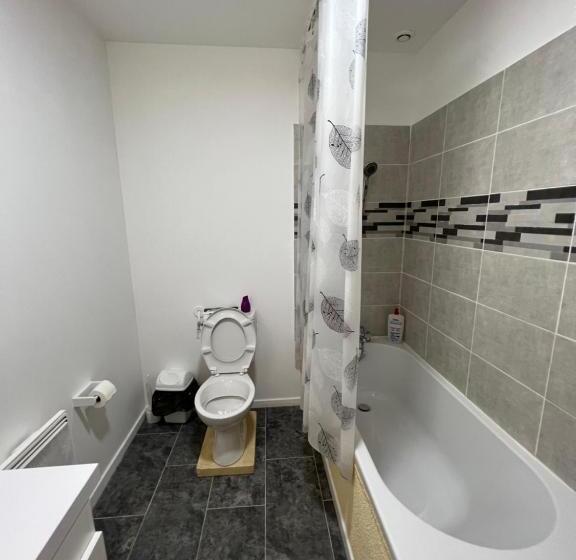 膳宿费 Gîte De Château Haut Meillac