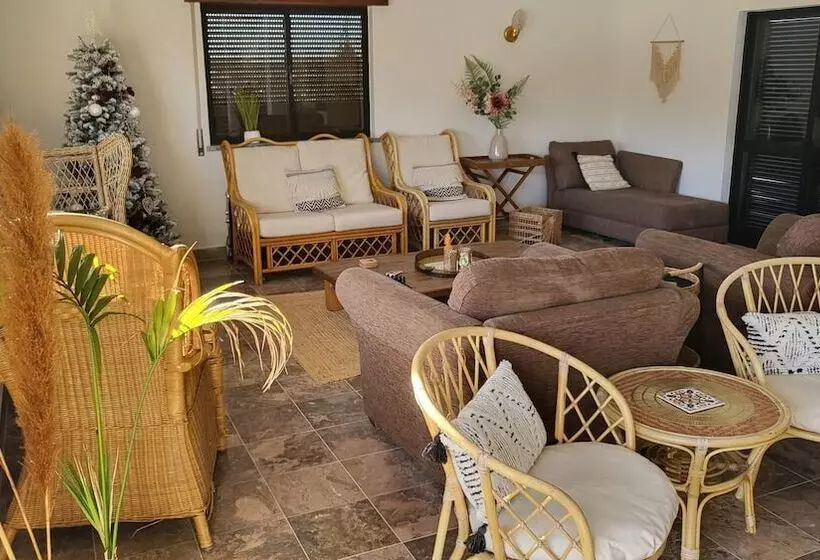 Majatalo Ufitness Retreat Guesthouse