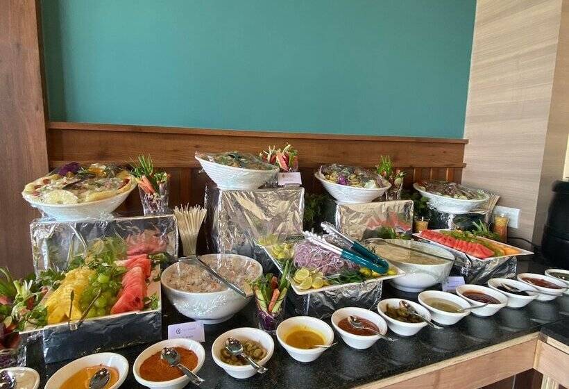 Click Hotel Lh Seven Morbi