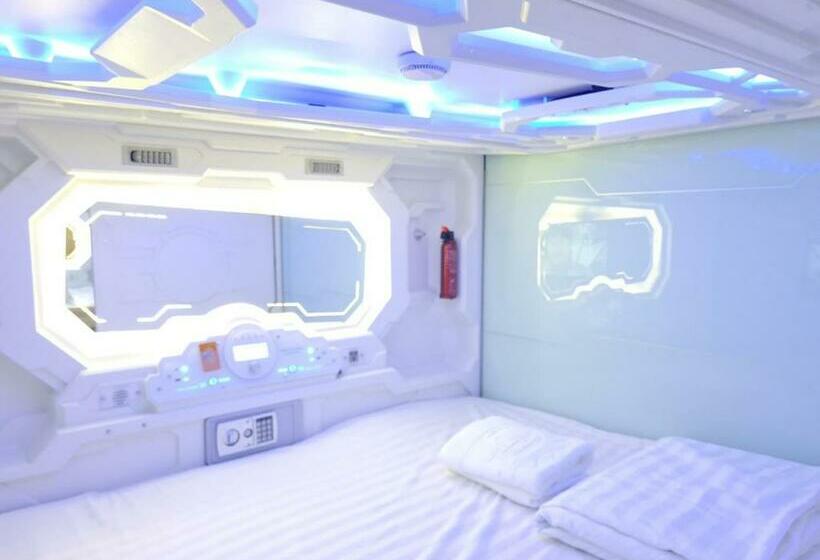 Capsule Hotel Capsule Riverside