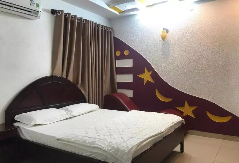 هتل Khách Sạn Hồng Tâm