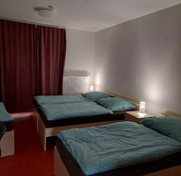 Majatalo Penzion Na Hřišti