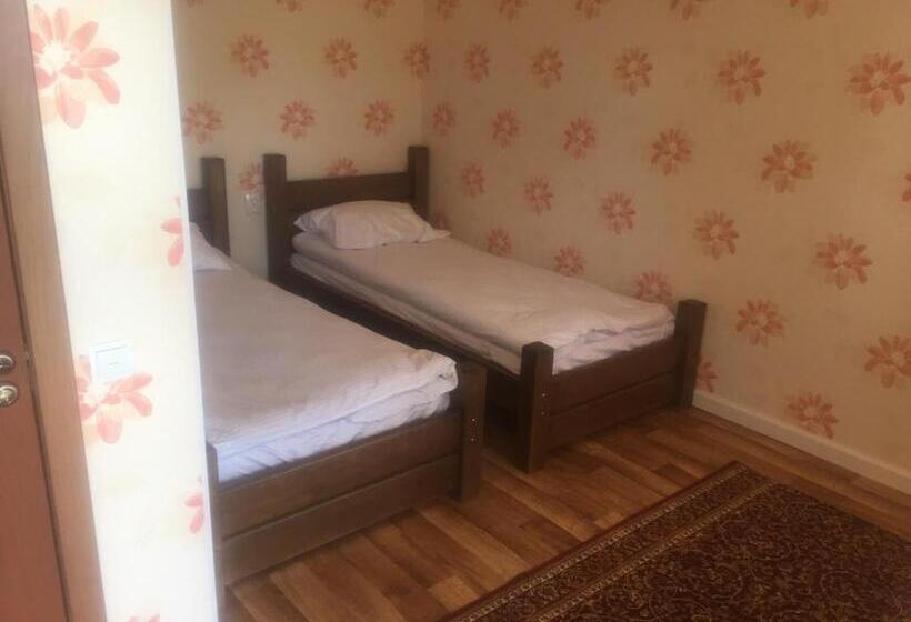 پانسیون Santa Monica