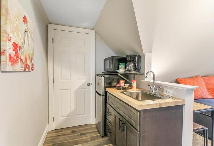 住宿加早餐 The South Mountain Inn