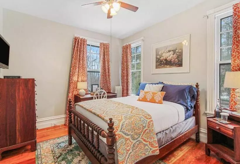 Aamiaismajoitus (B&B) The South Mountain Inn