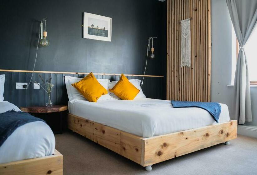 Отель Bigstyle Atlantic Lodge