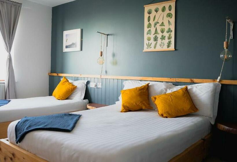 Отель Bigstyle Atlantic Lodge