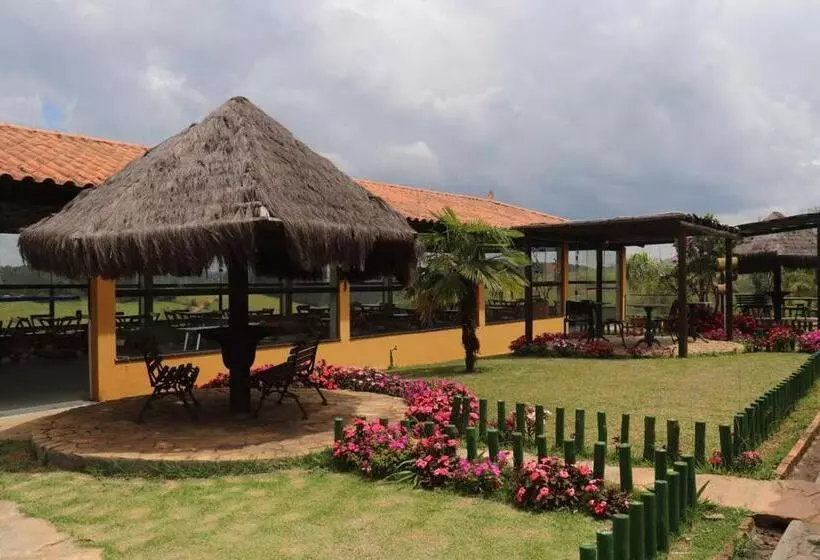 ホテル Fazenda Da Lagoa
