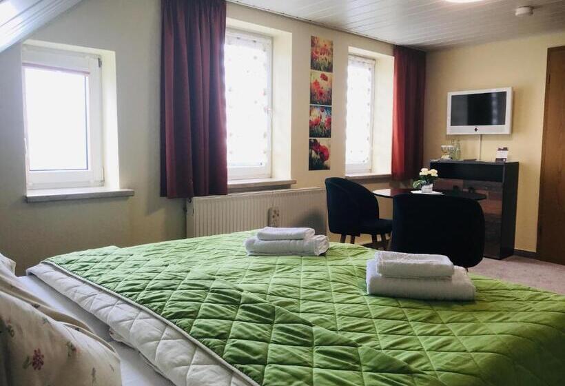 酒店 Restaurant Oberland