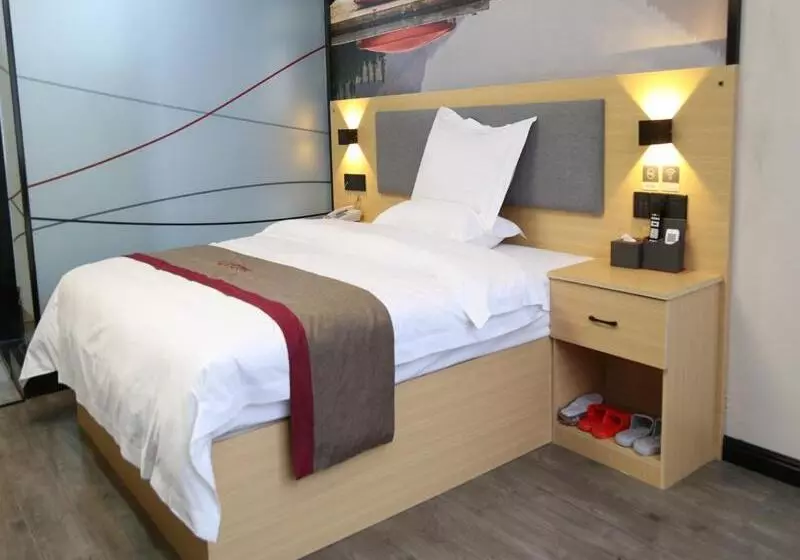 Thank Inn Chain Hotel Xinyang Gushi County Hongsu Avenue