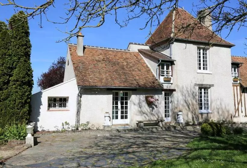 Majatalo Le Relais D Eugénie Maison D Hôtes En Forêt D Orléans