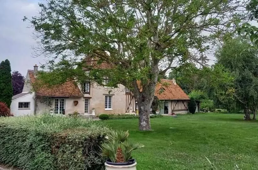 Majatalo Le Relais D Eugénie Maison D Hôtes En Forêt D Orléans