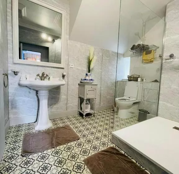 Majatalo L’orangerie Chambres D’hôtes