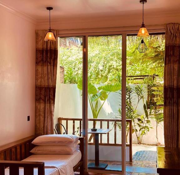 پانسیون Odi Kamadhoo