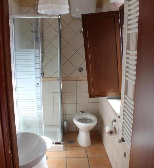 פנסיון Ali House