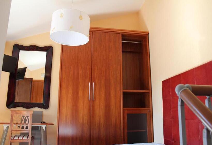 פנסיון Ali House