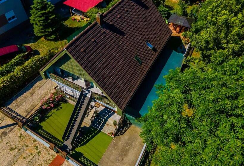 膳宿费 Csini Vendégház