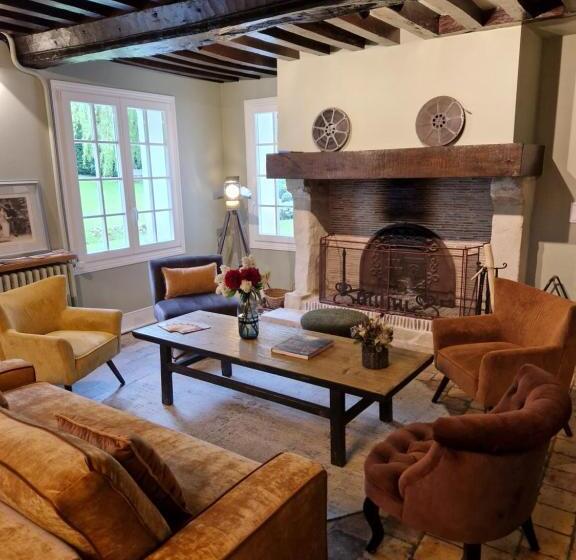 تختخواب و صبحانه Au Moulin Saint Nicol   Honfleur