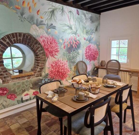 تختخواب و صبحانه Au Moulin Saint Nicol   Honfleur