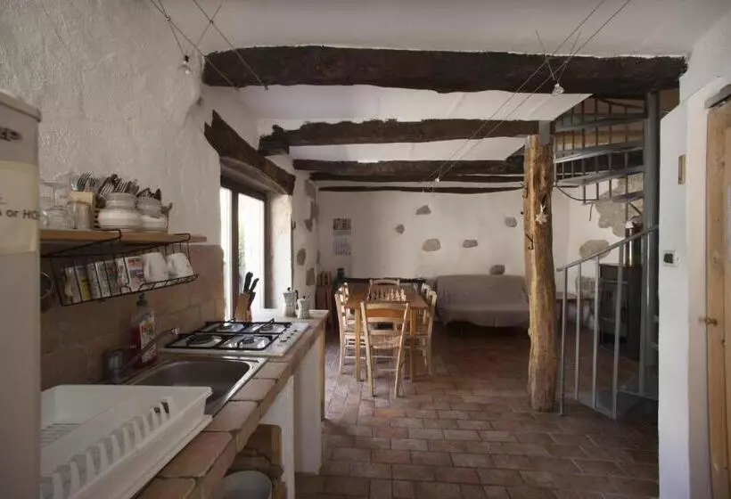 Hostel Xaxid