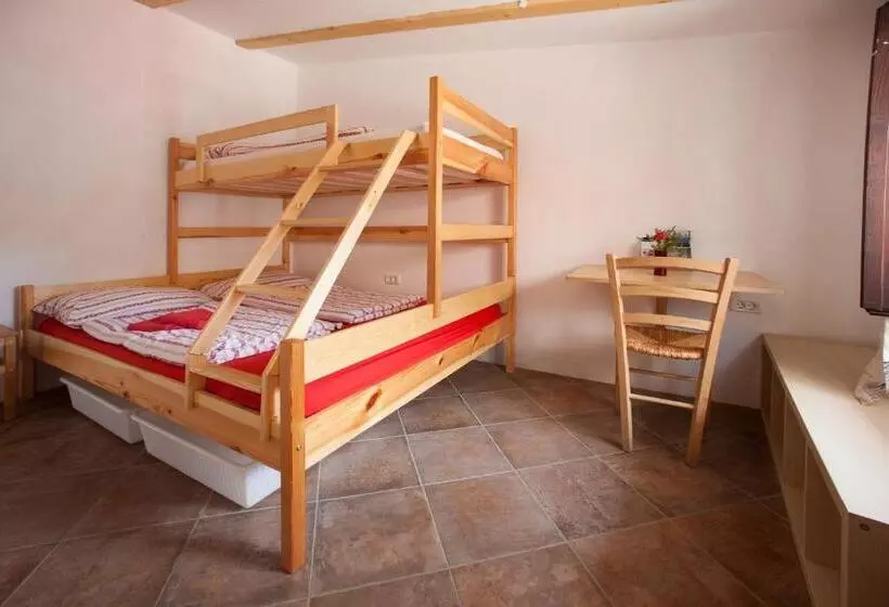 Hostel Xaxid