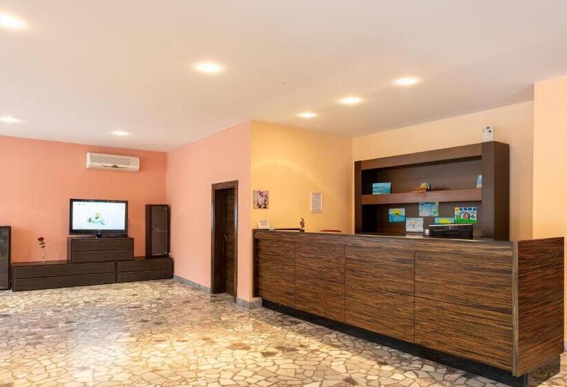 Hotel хотел ескана