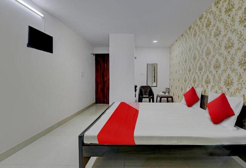هتل Flagship Ck Inn Near Chaudhary Charan Singh International Airport