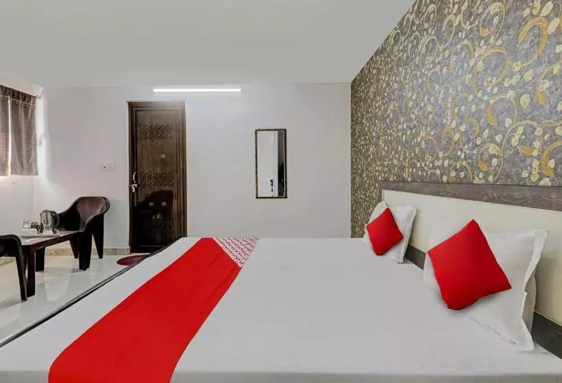 Hotelli Flagship Ck Inn Near Chaudhary Charan Singh International Airport