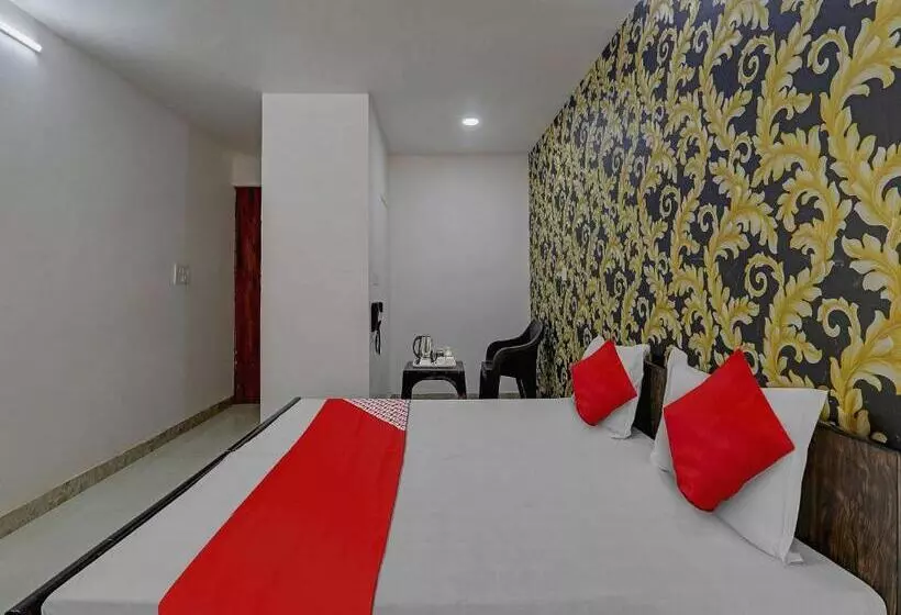 Hotelli Flagship Ck Inn Near Chaudhary Charan Singh International Airport