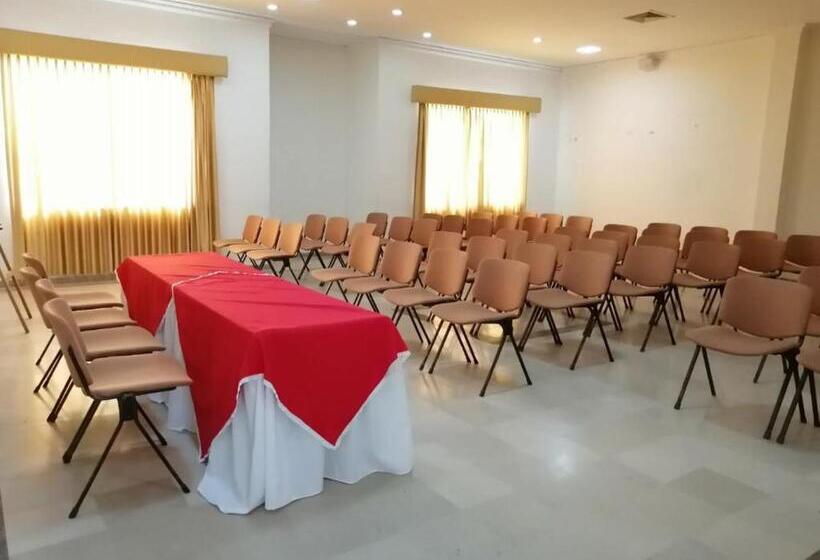 호텔 Palmarena Plaza Rodadero