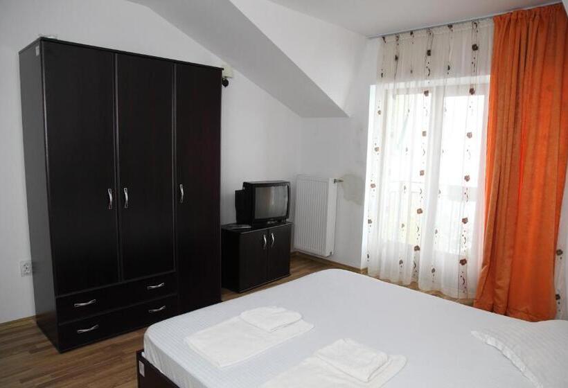 בית מלון כפרי Rodiv