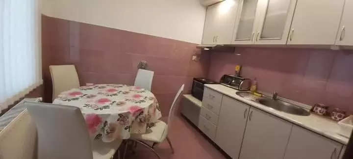 پانسیون Apartman Ivanović 5