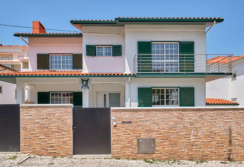 پانسیون Nvidas