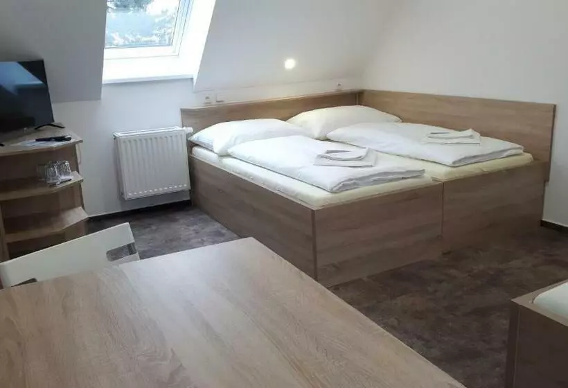 Majatalo Penzion Bolatice