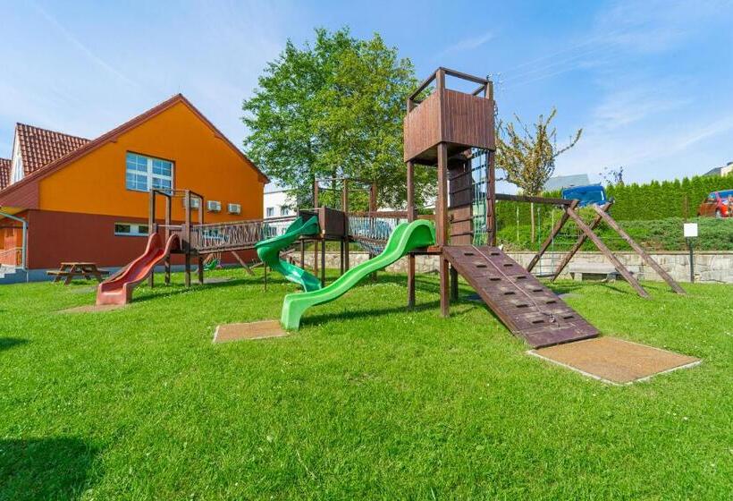 膳宿费 Penzion Bolatice