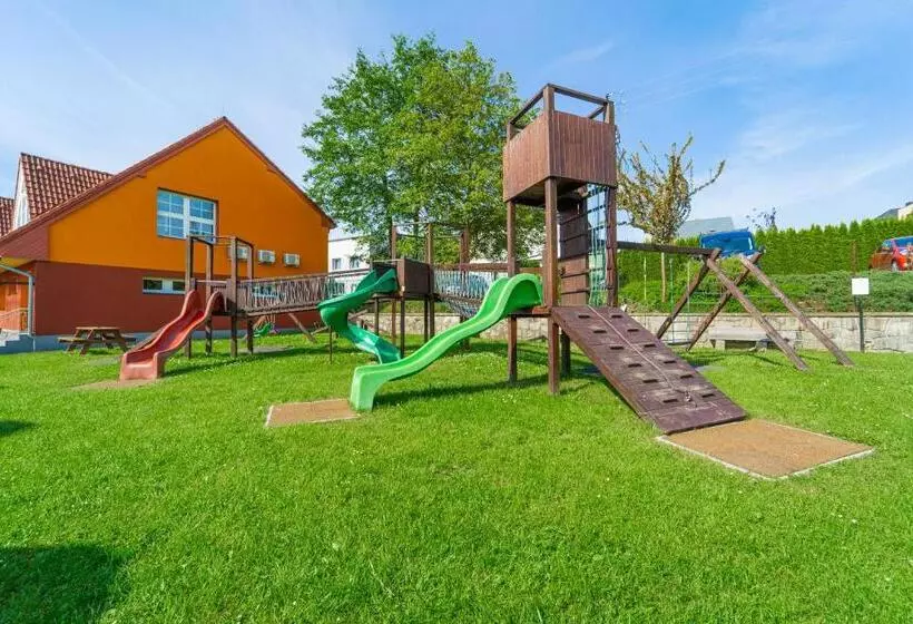 Majatalo Penzion Bolatice