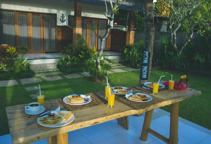 بنسيون Taju Guest House