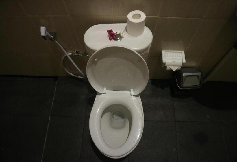 بنسيون Taju Guest House