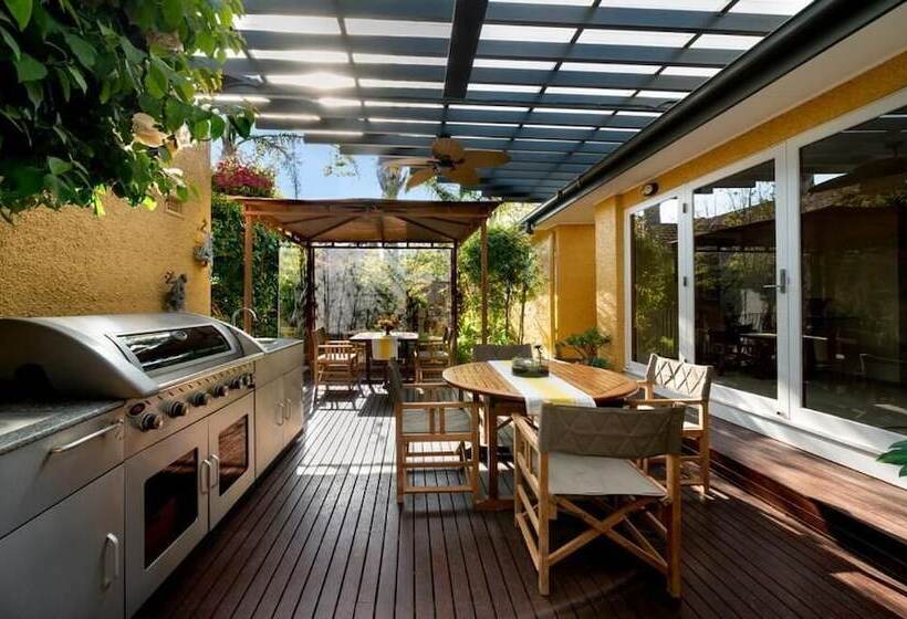 Plantation House At Whitecliffs Bed And Breakfast