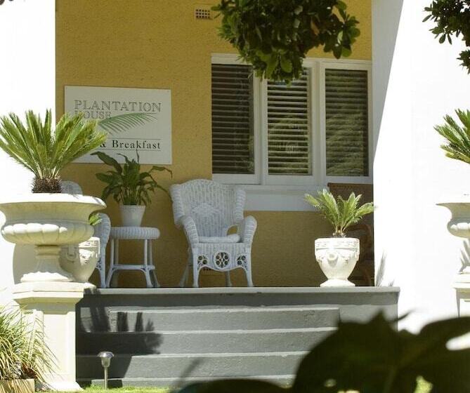 Plantation House At Whitecliffs Bed And Breakfast