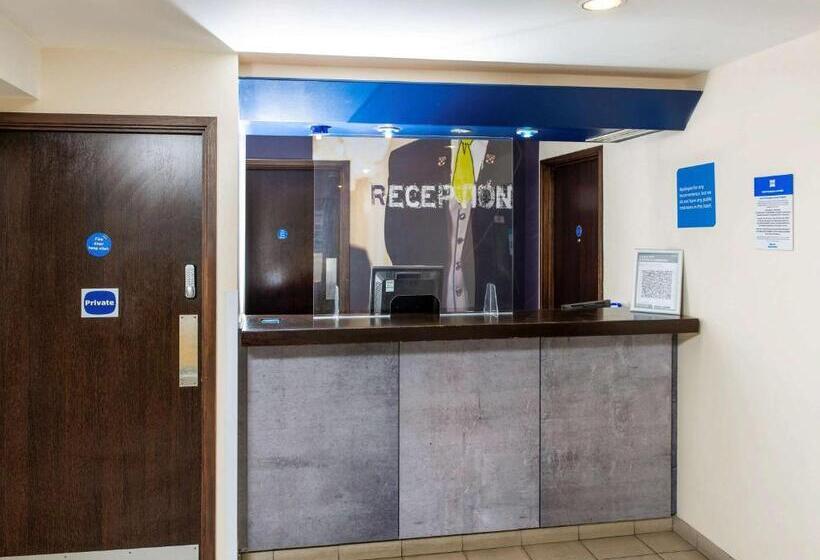 Go2 Hotels Burton Upon Trent Central